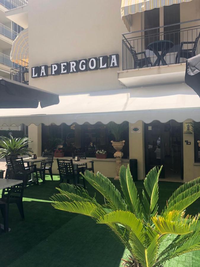 Hotel La Pergola Bellaria-Igea Marina Zewnętrze zdjęcie