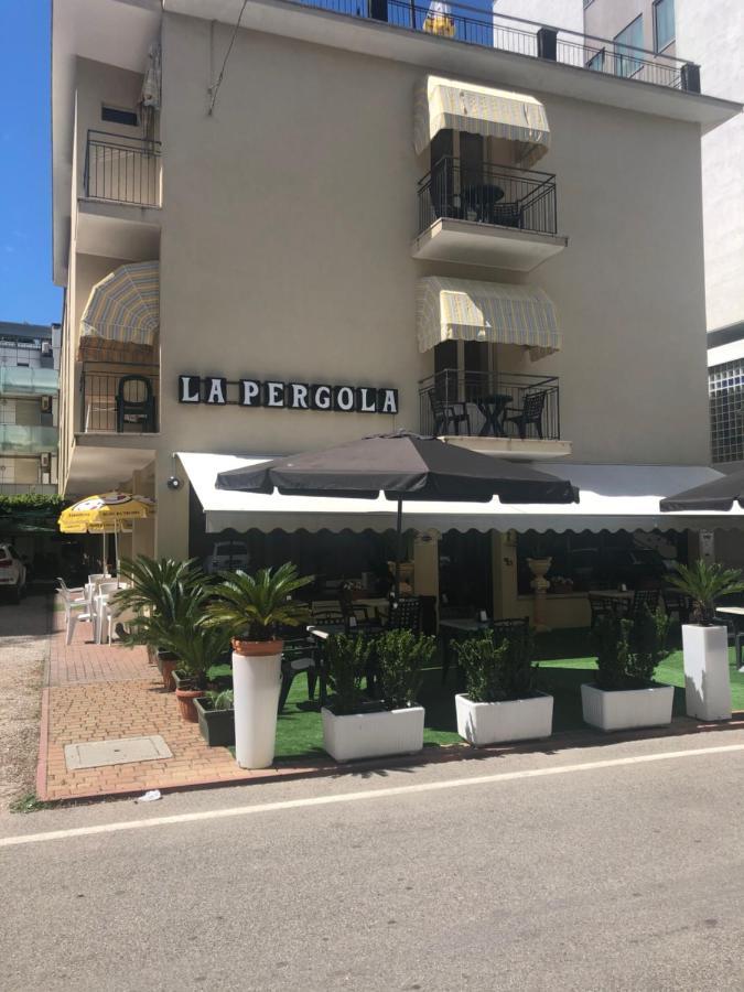Hotel La Pergola Bellaria-Igea Marina Zewnętrze zdjęcie